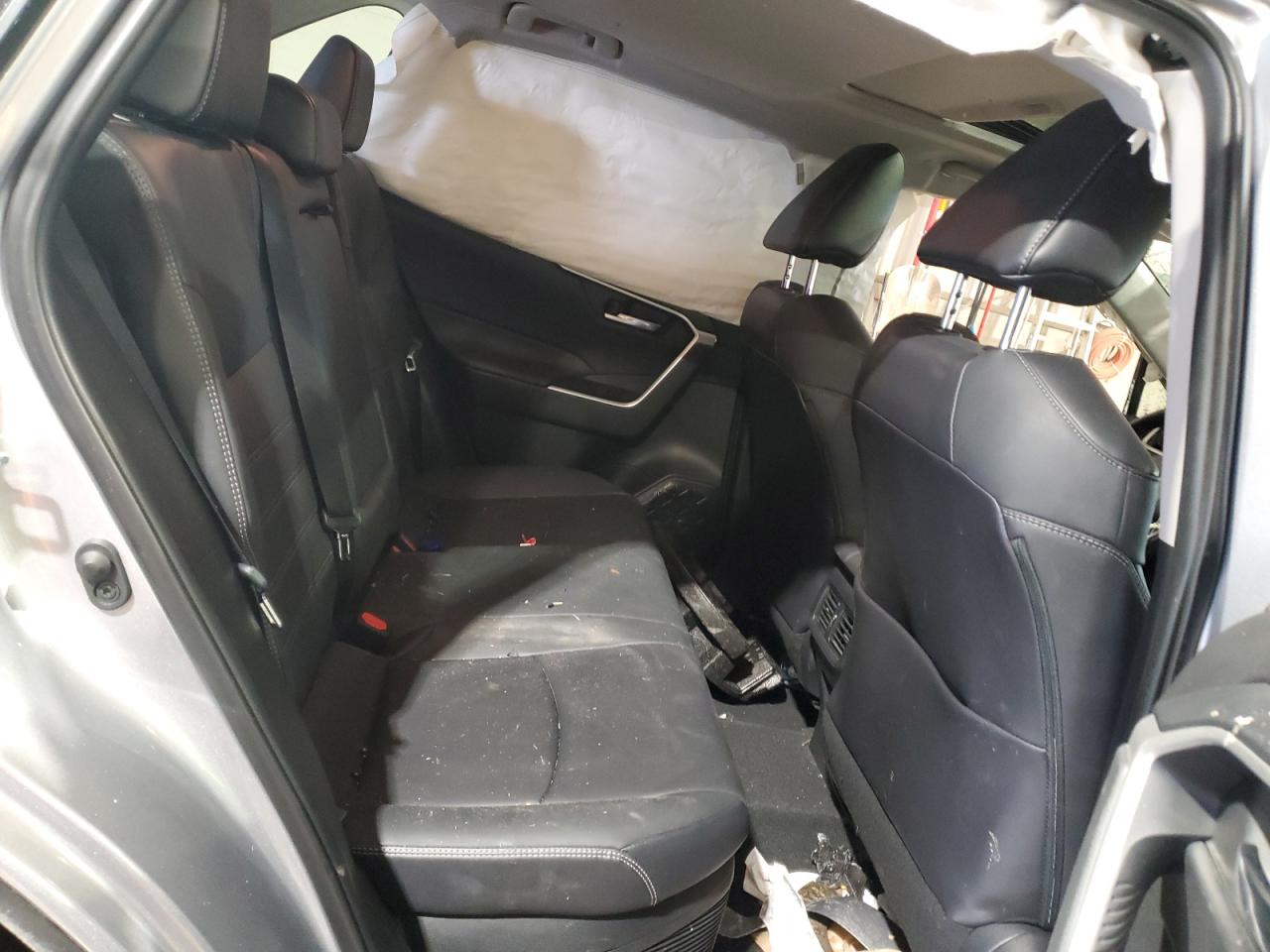 2021 Toyota RAV 4 - Image 11