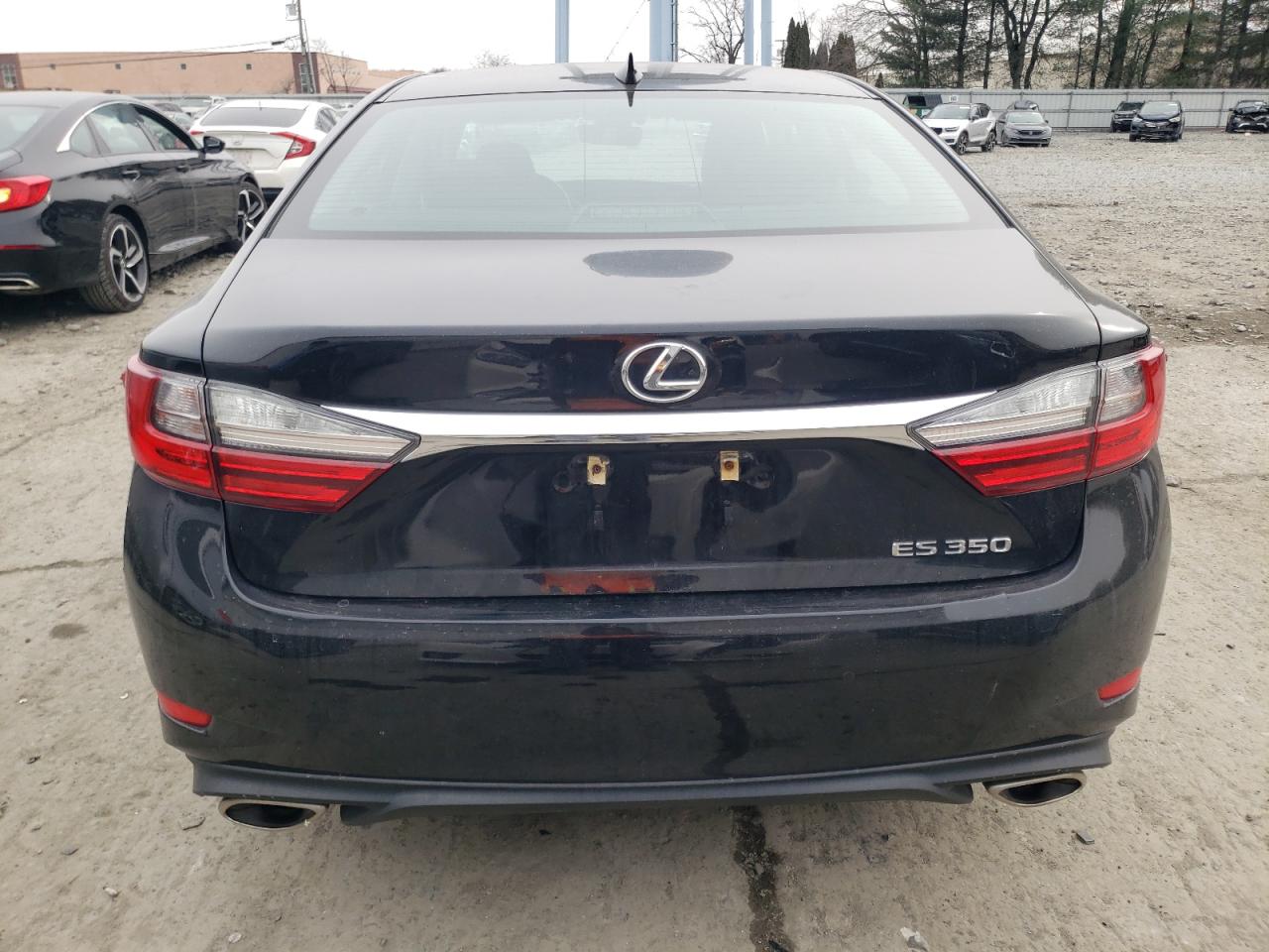 2017 Lexus ES - Image 6