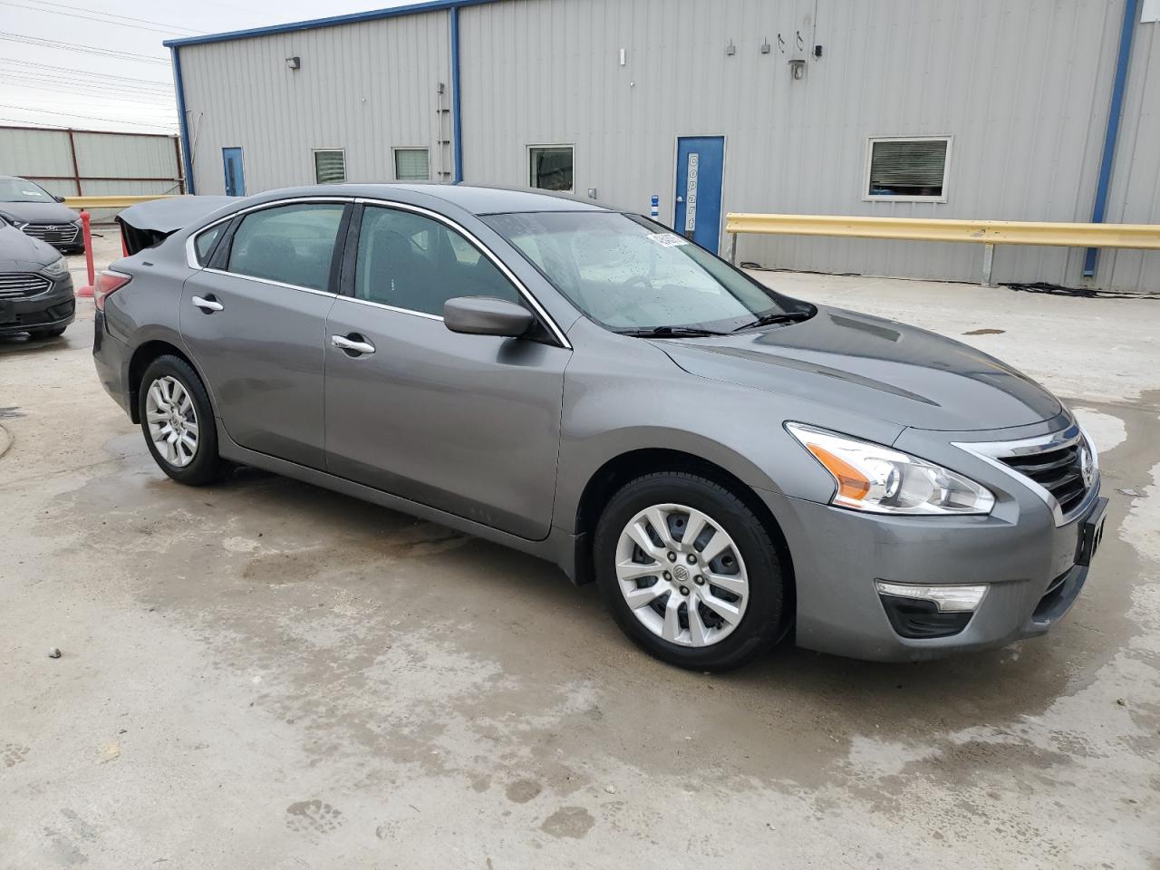 2015 Nissan Altima - Image 5