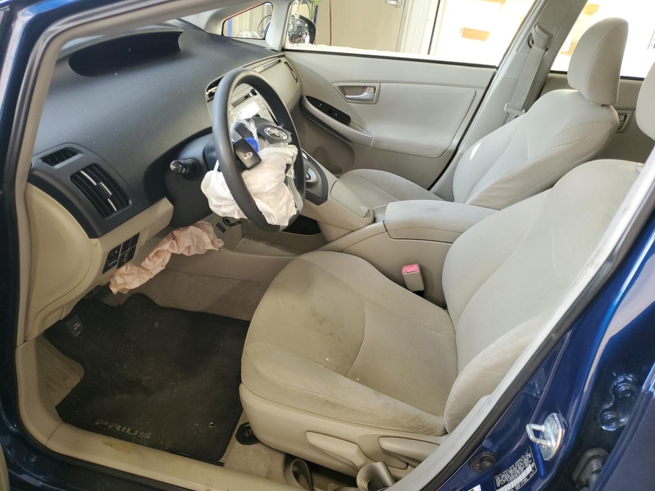 2011 Toyota Prius - Image 7