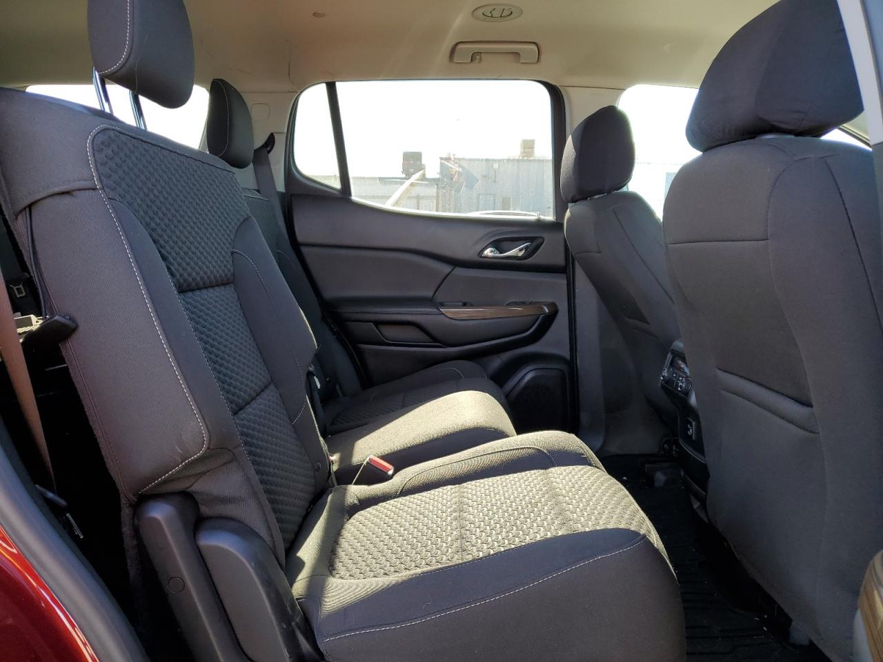 2017 GMC Acadia - Image 11