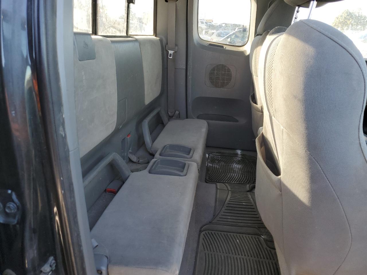 2007 Toyota Tacoma - Image 10