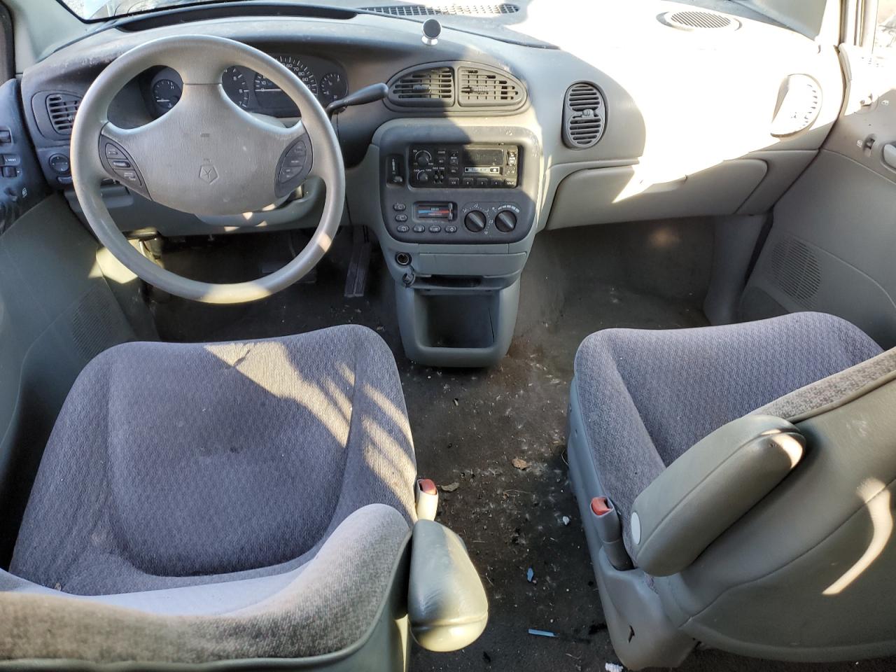 1999 Dodge Grand Caravan Se VIN: 1B4GP44G8XB816555 Lot: 87930185