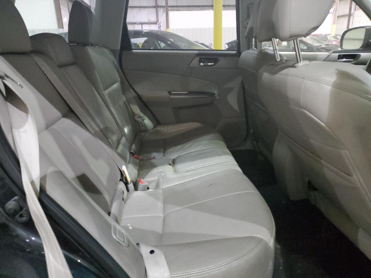 2013 Subaru Forester - Image 11