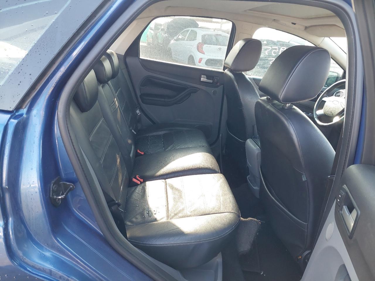 WF0FD45L29VT29398 - 2009 Ford Focus Se - #87519955