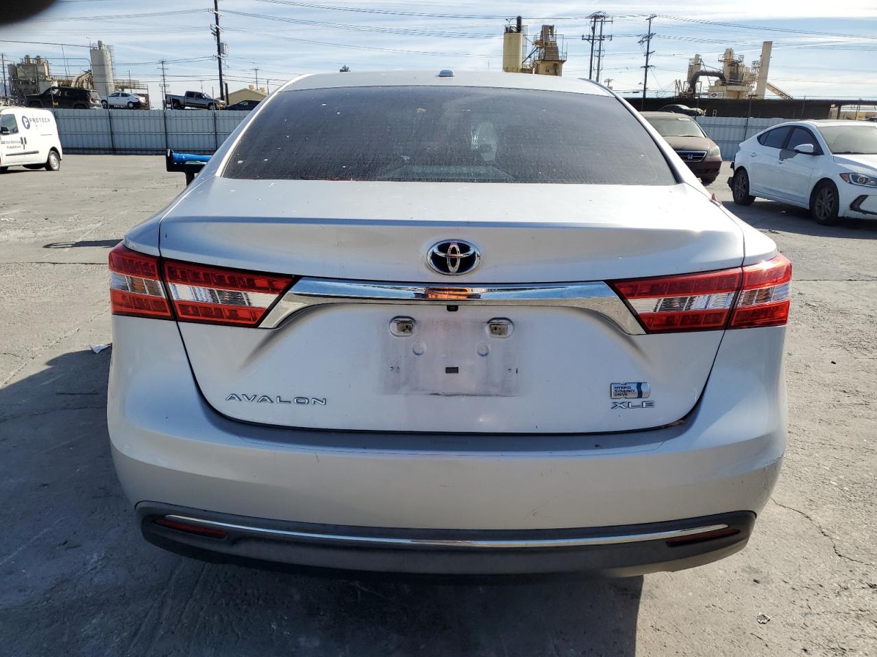 2013 Toyota Avalon - Image 6