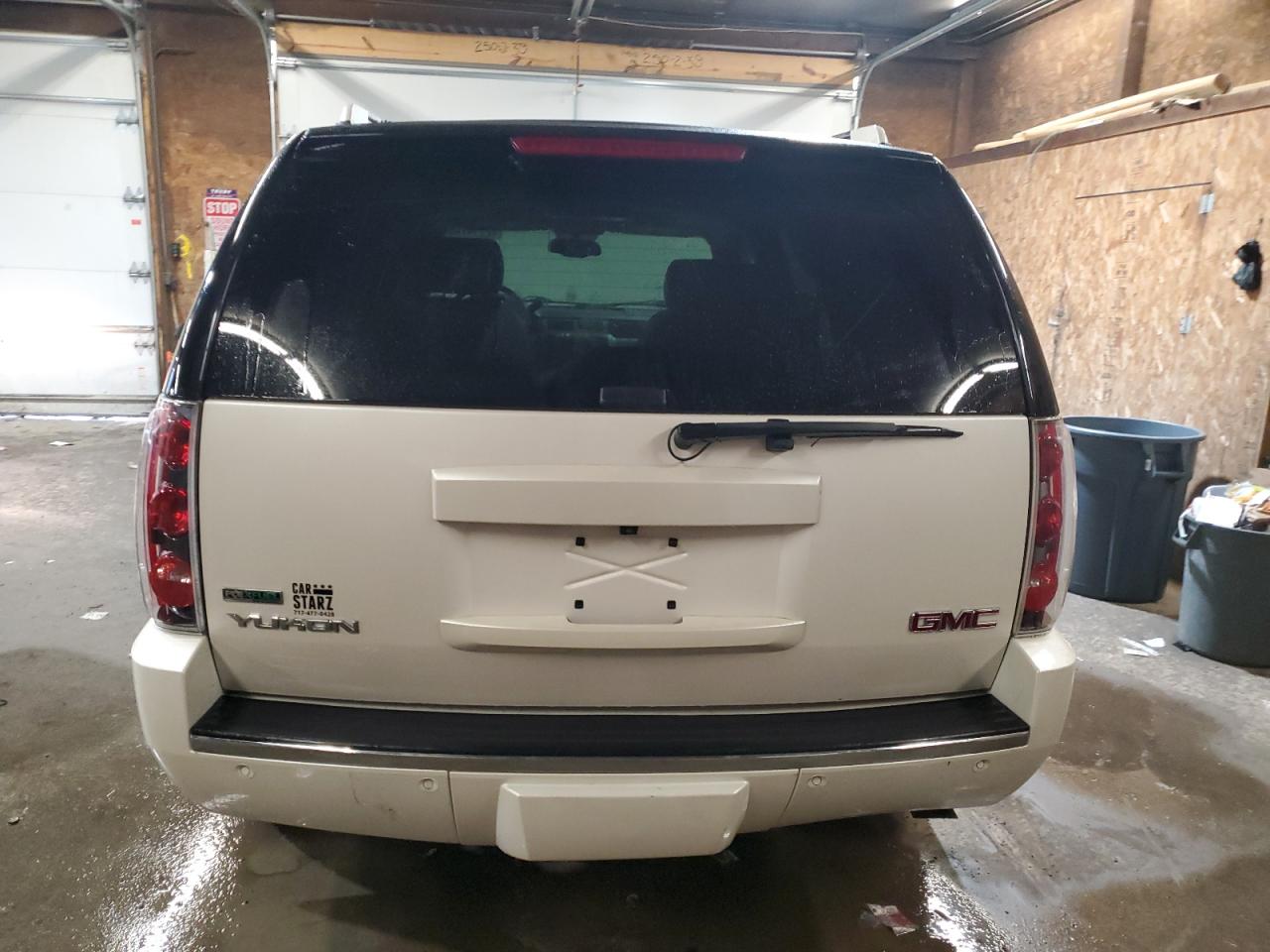 2010 GMC Yukon - Image 6