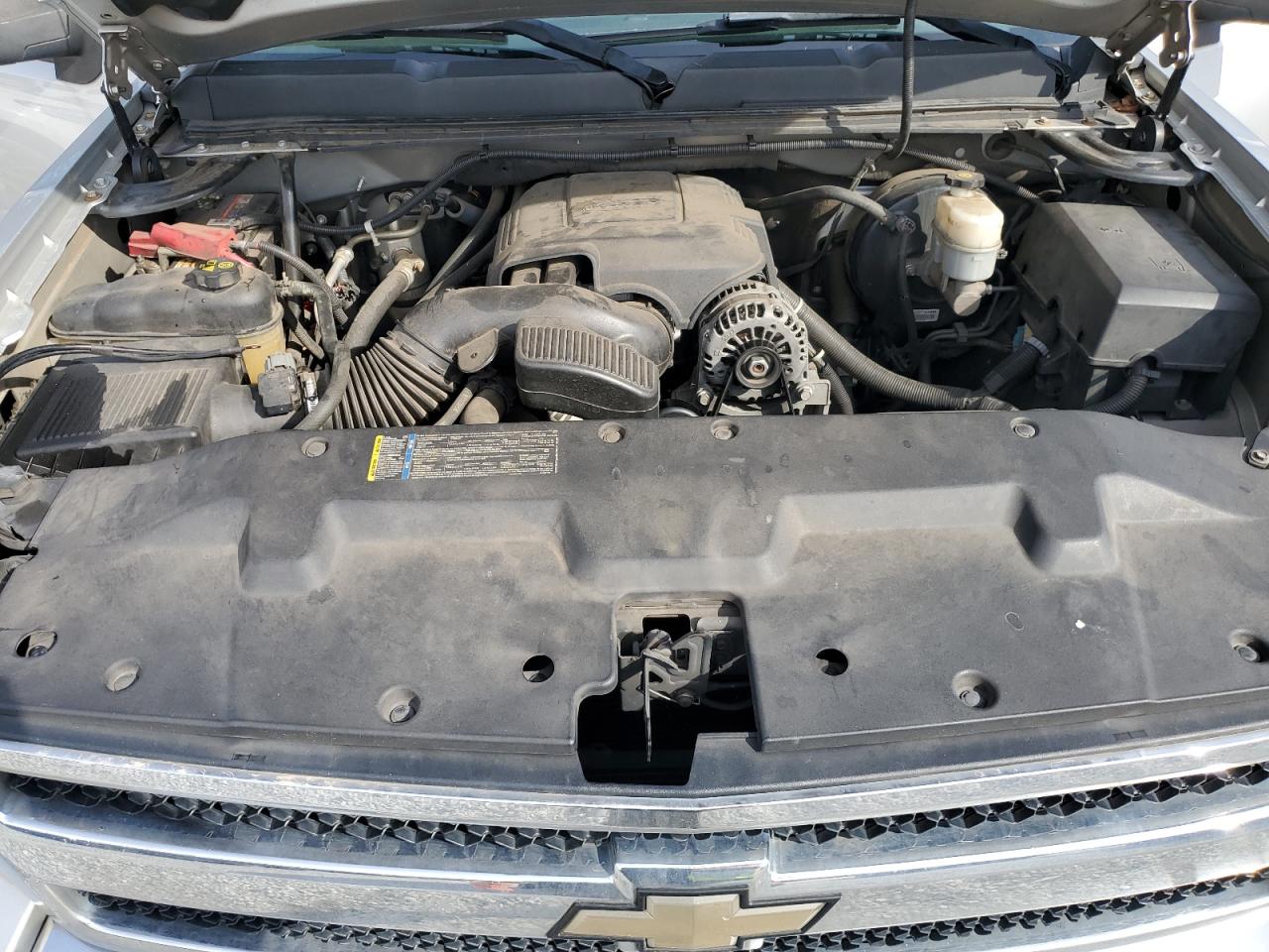 2011 Chevrolet Silverado - Image 11