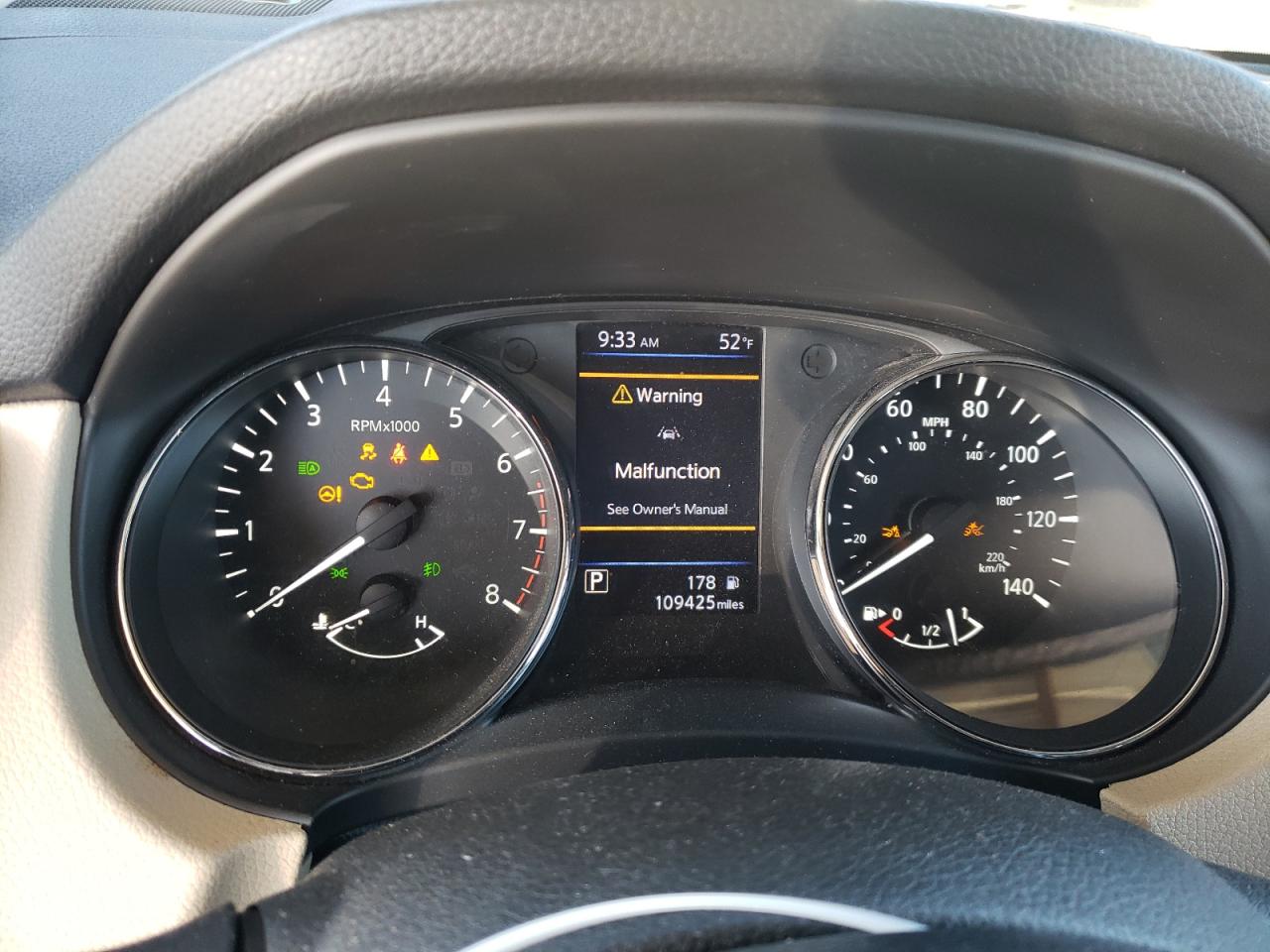 2019 Nissan Rogue - Image 9