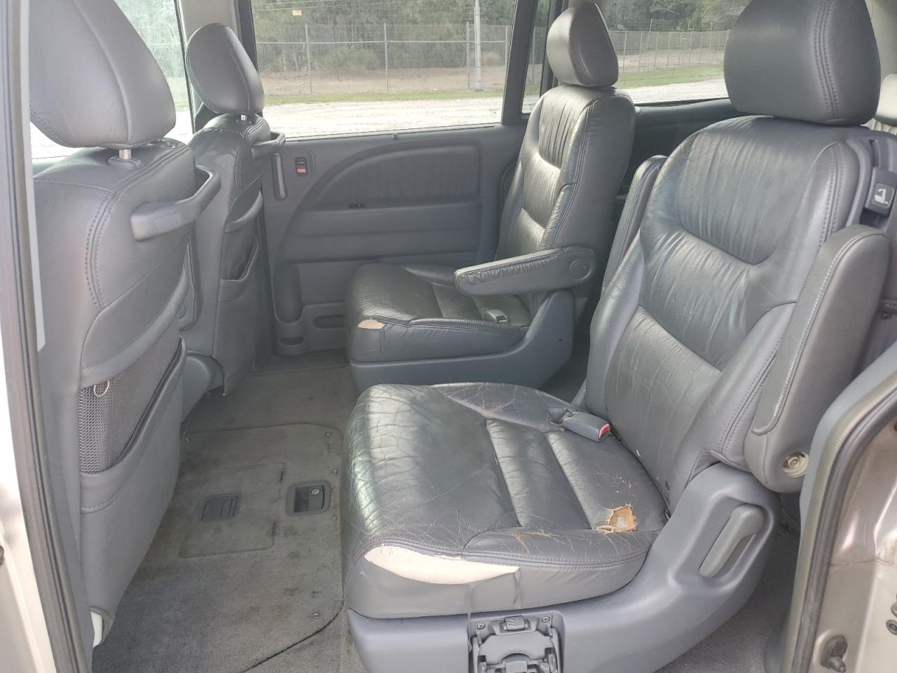 2006 Honda Odyssey - Image 11