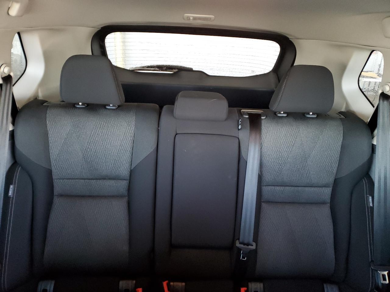 2024 Nissan Rogue - Image 10