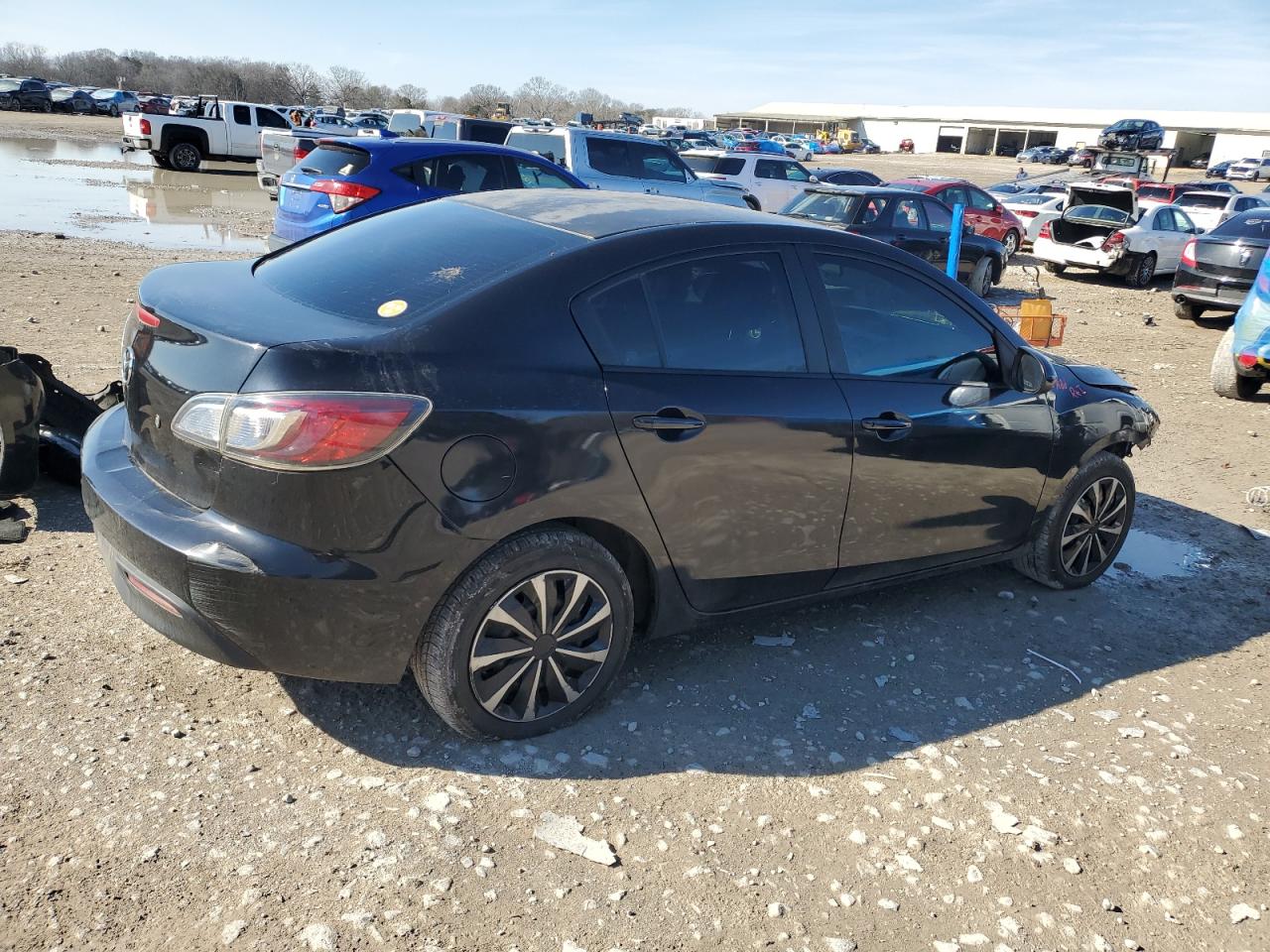2011 Mazda 3 - Image 3