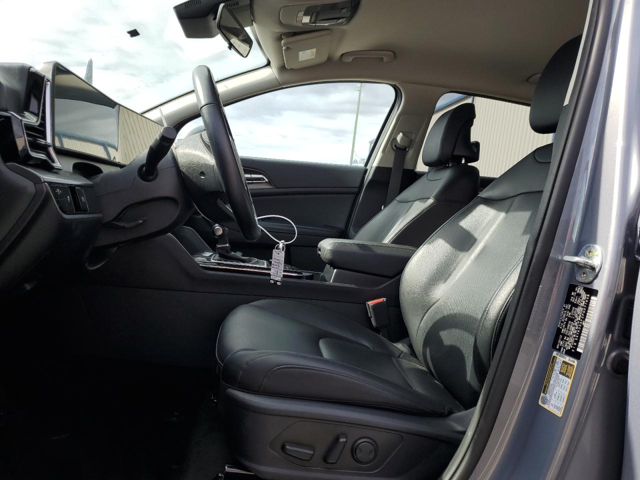 2023 Kia Sportage - Image 7