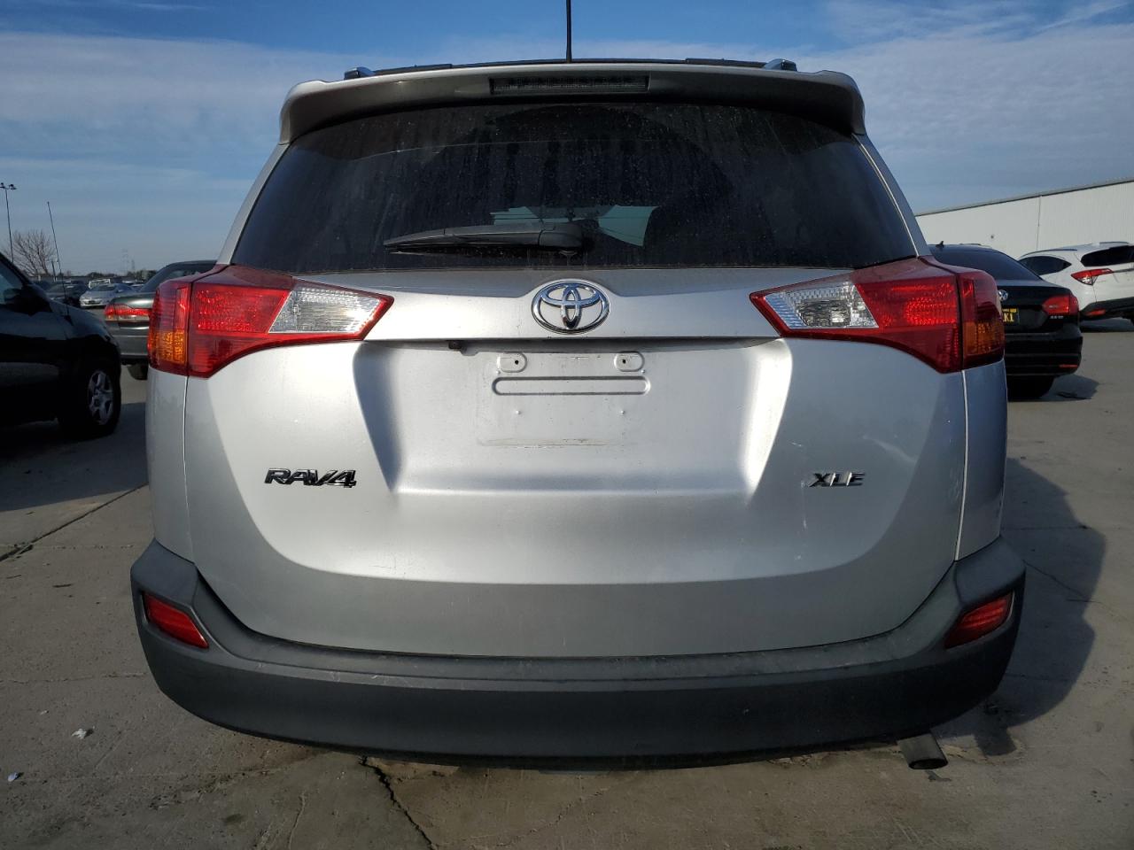2015 Toyota RAV 4 - Image 6