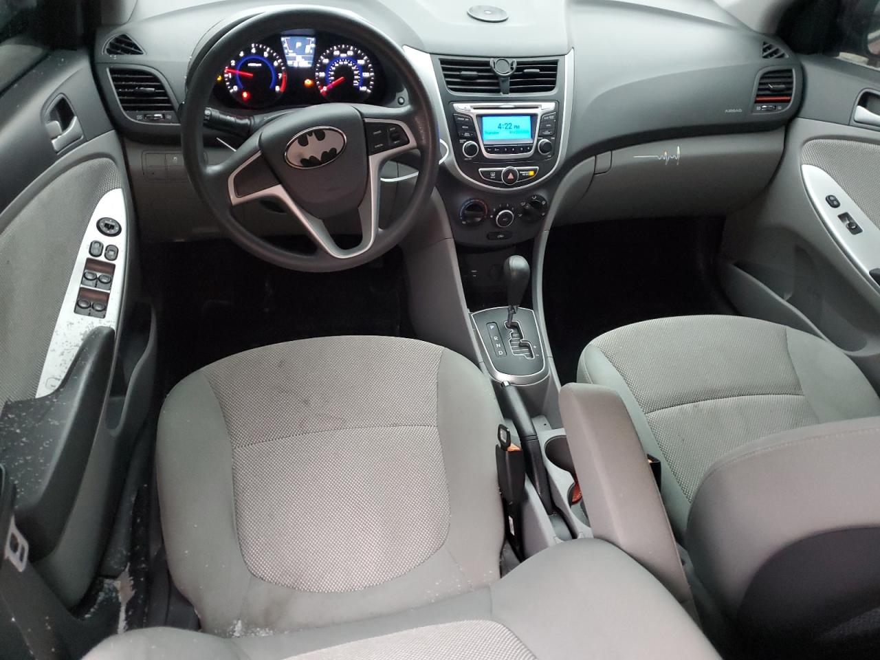 2014 Hyundai Accent - Image 8