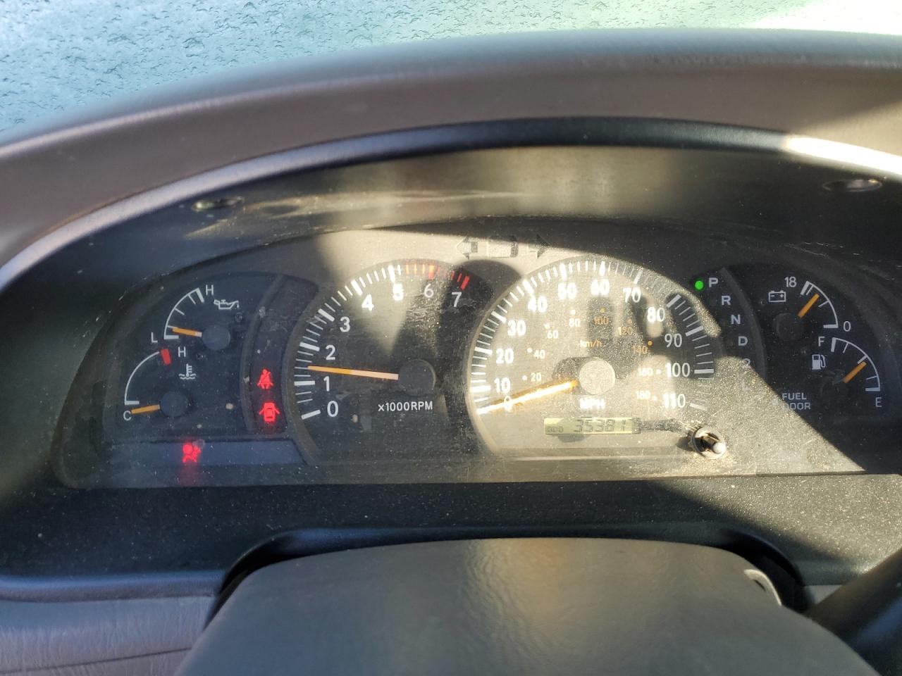 2002 Toyota Tundra - Image 9