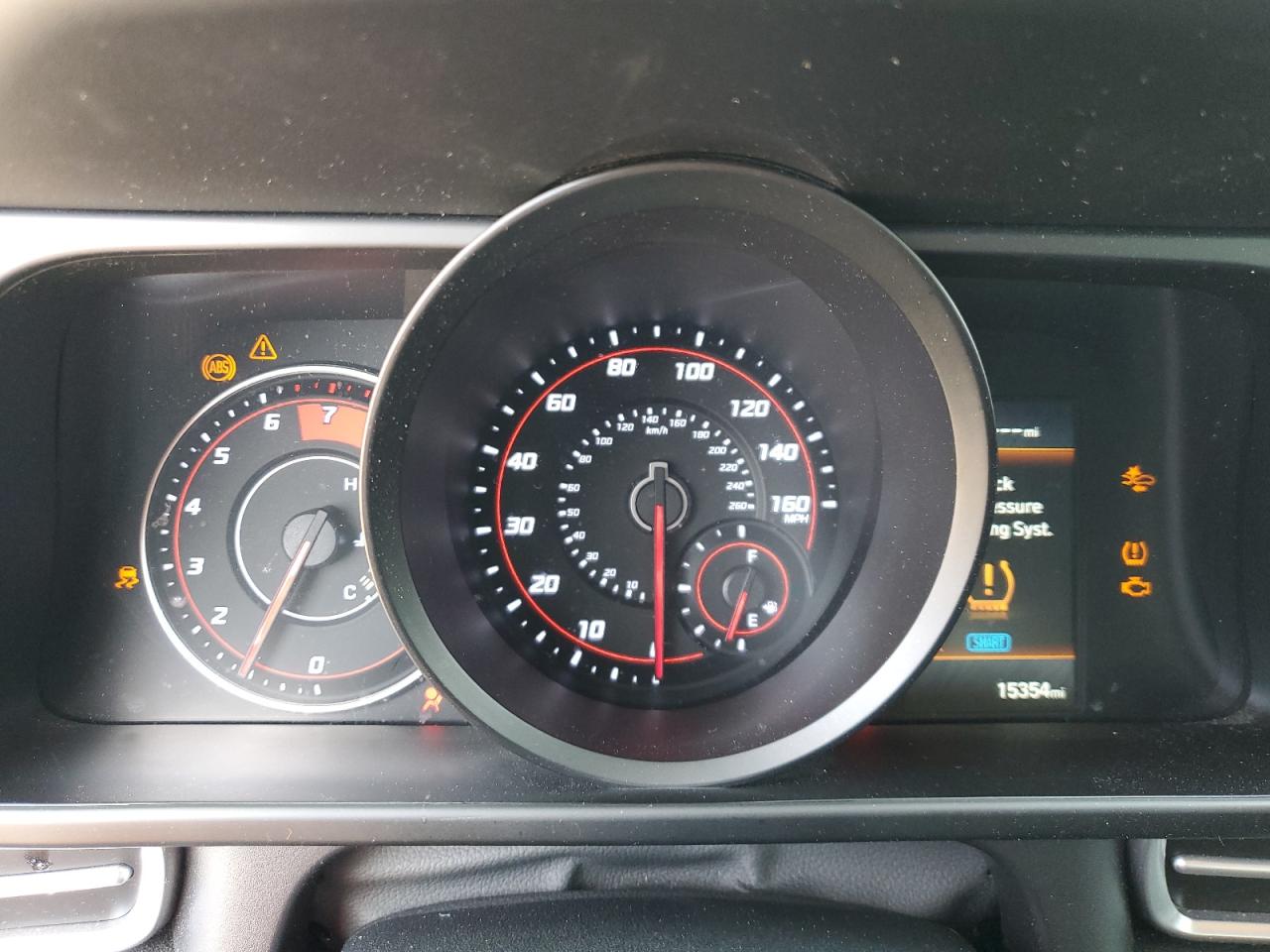 2023 Hyundai Elantra - Image 9