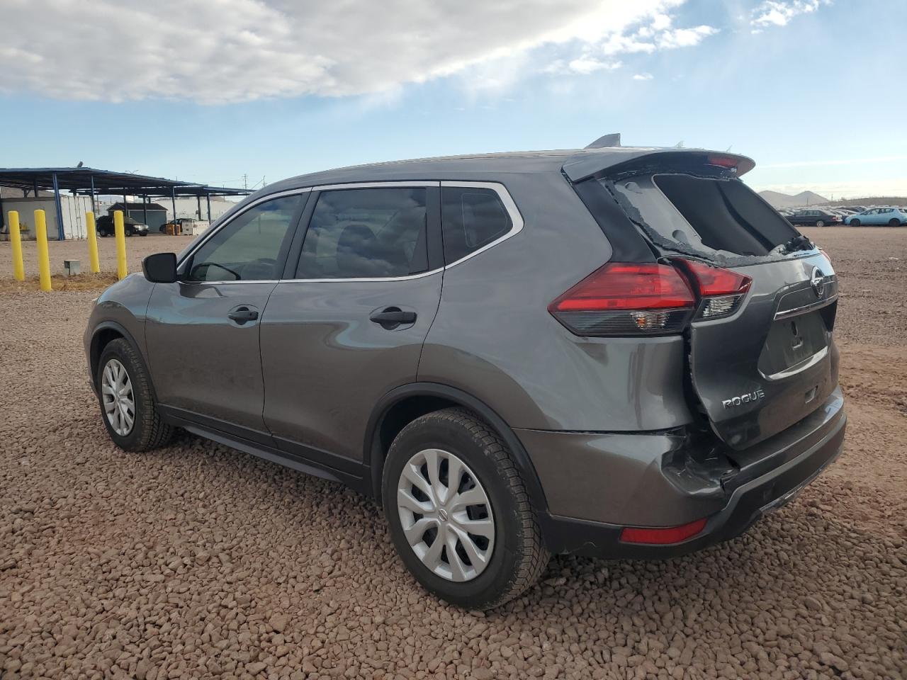 2017 Nissan Rogue - Image 2