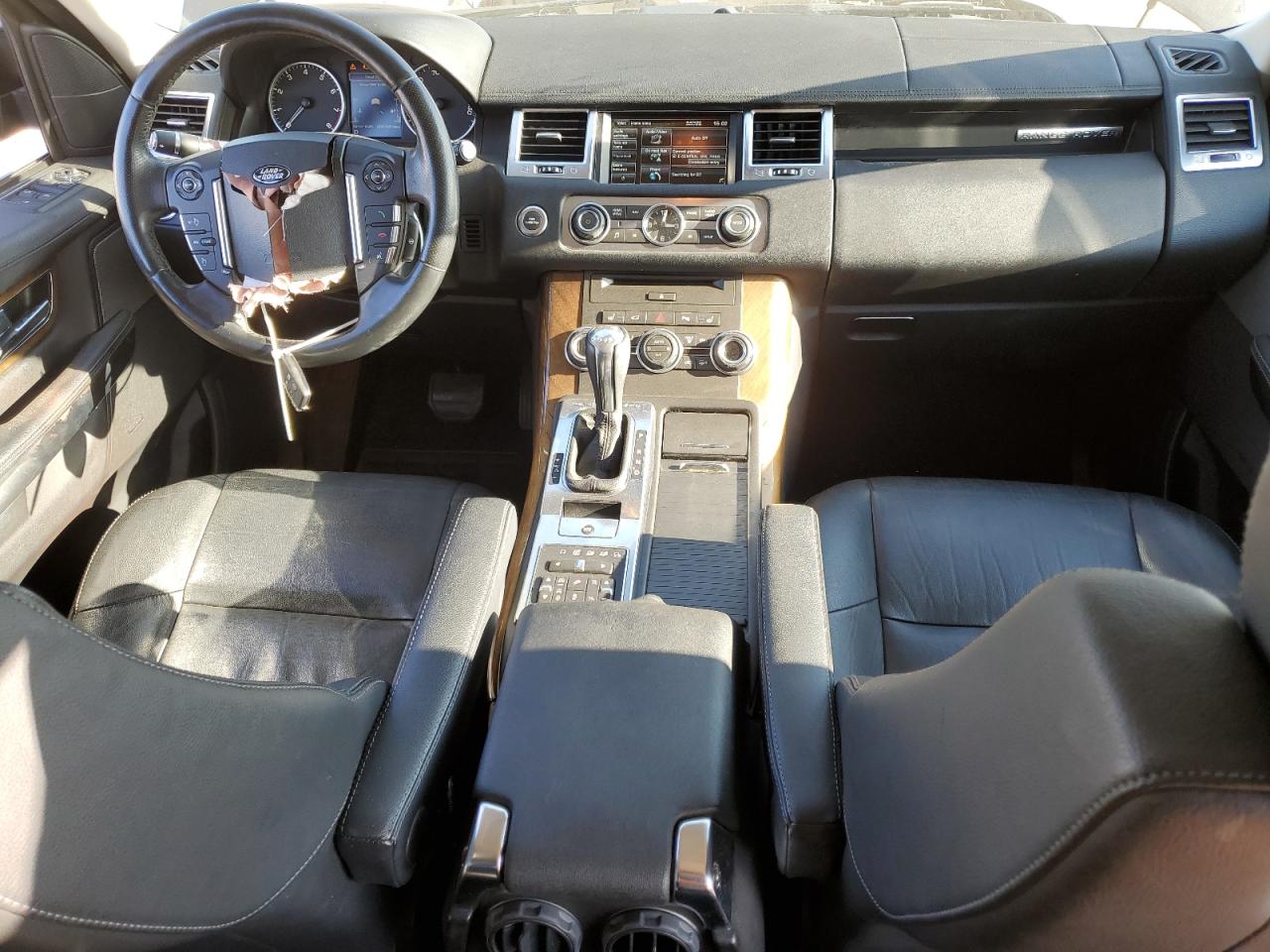2013 Land Rover Range Rover - Image 8