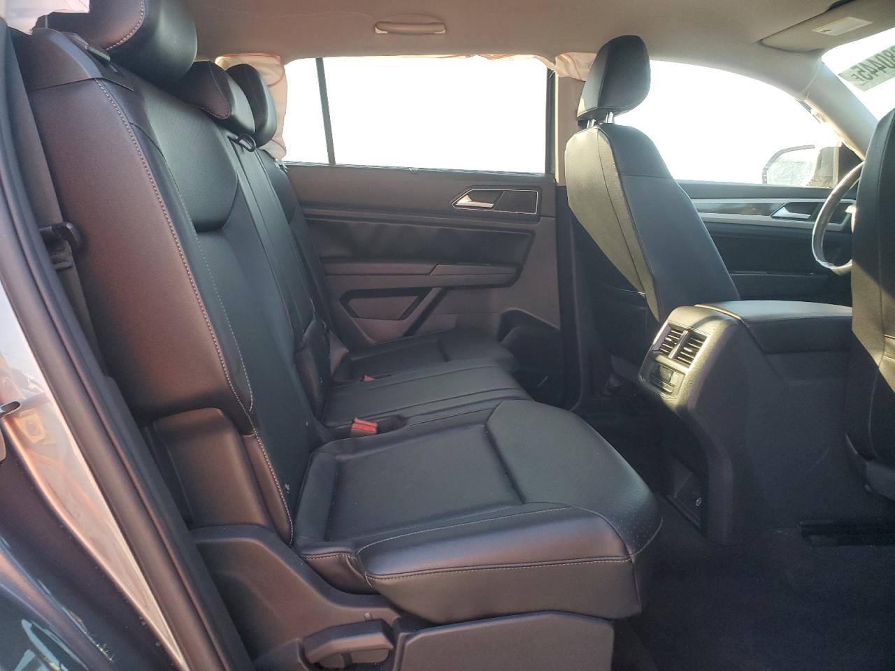 2019 Volkswagen Atlas - Image 11