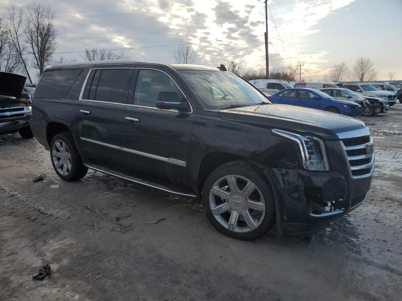 2017 Cadillac Escalade - Image 4