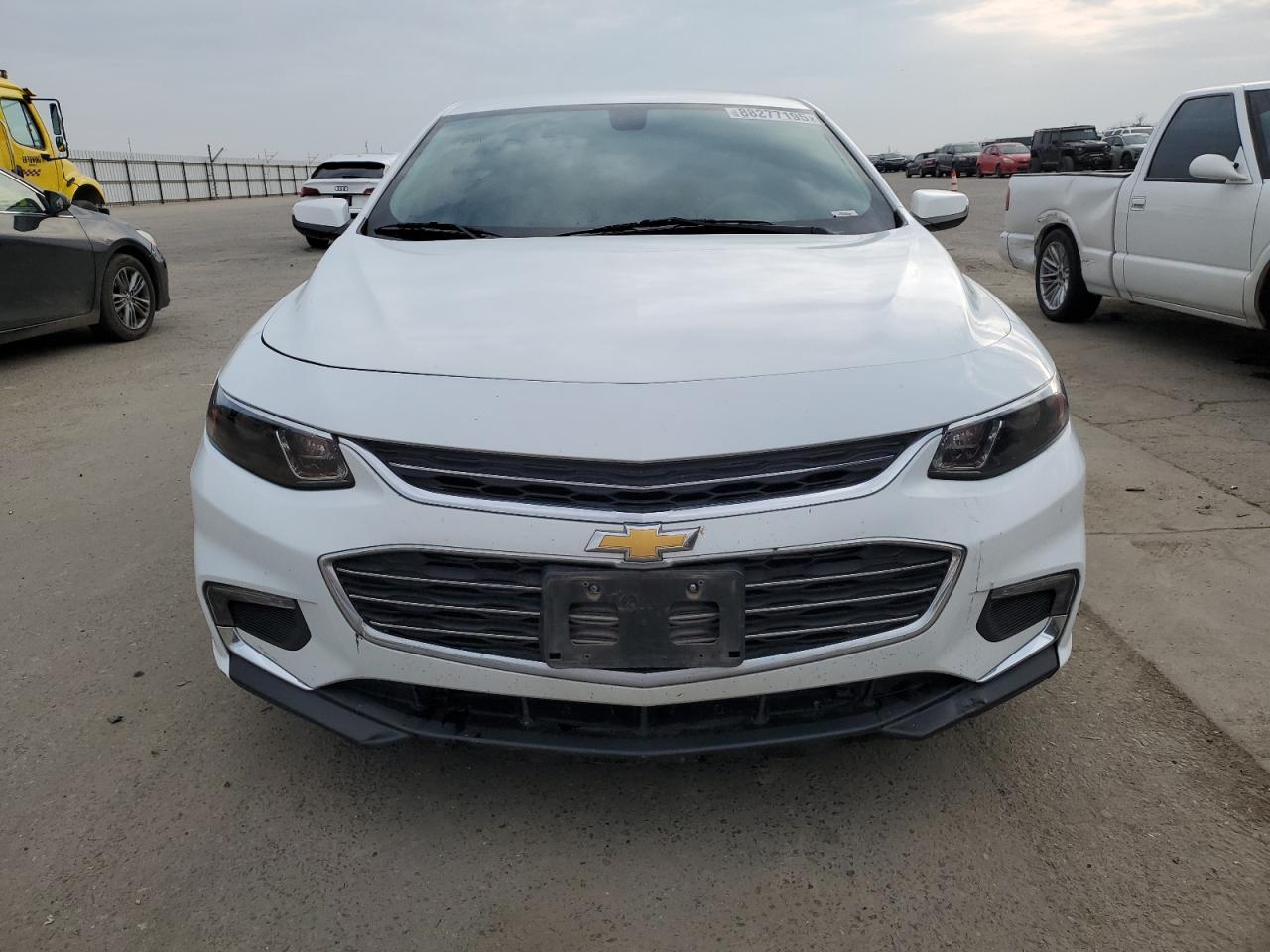 2018 Chevrolet Malibu - Image 5