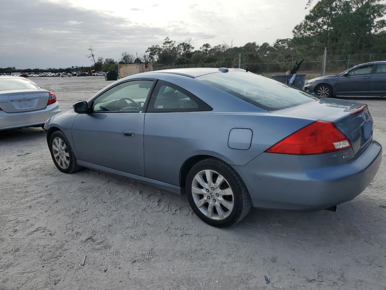 2007 Honda Accord - Image 2