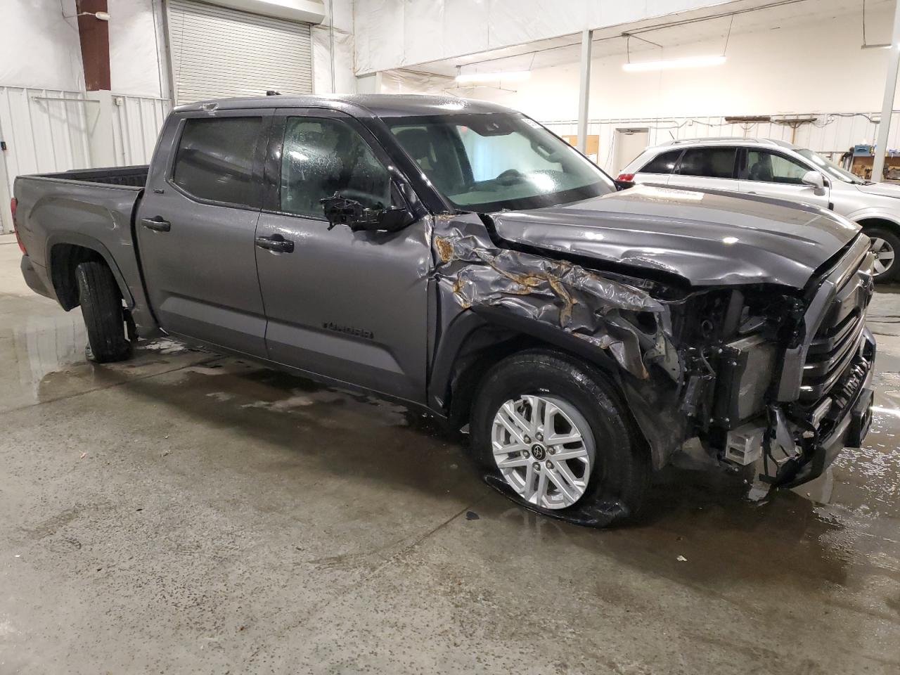 2022 Toyota Tundra - Image 4