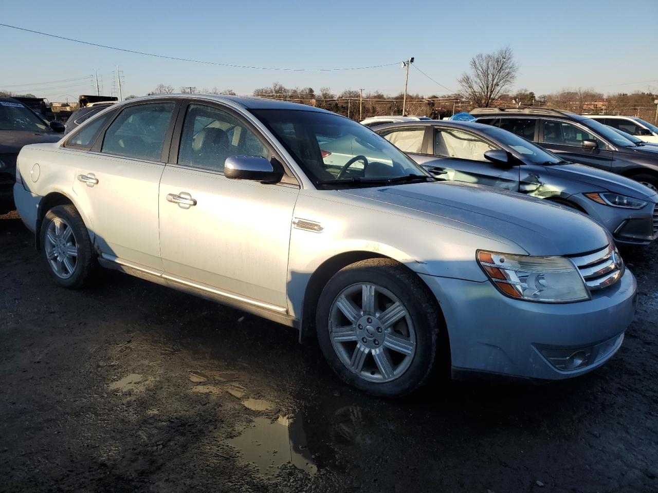 2008 Ford Taurus - Image 4