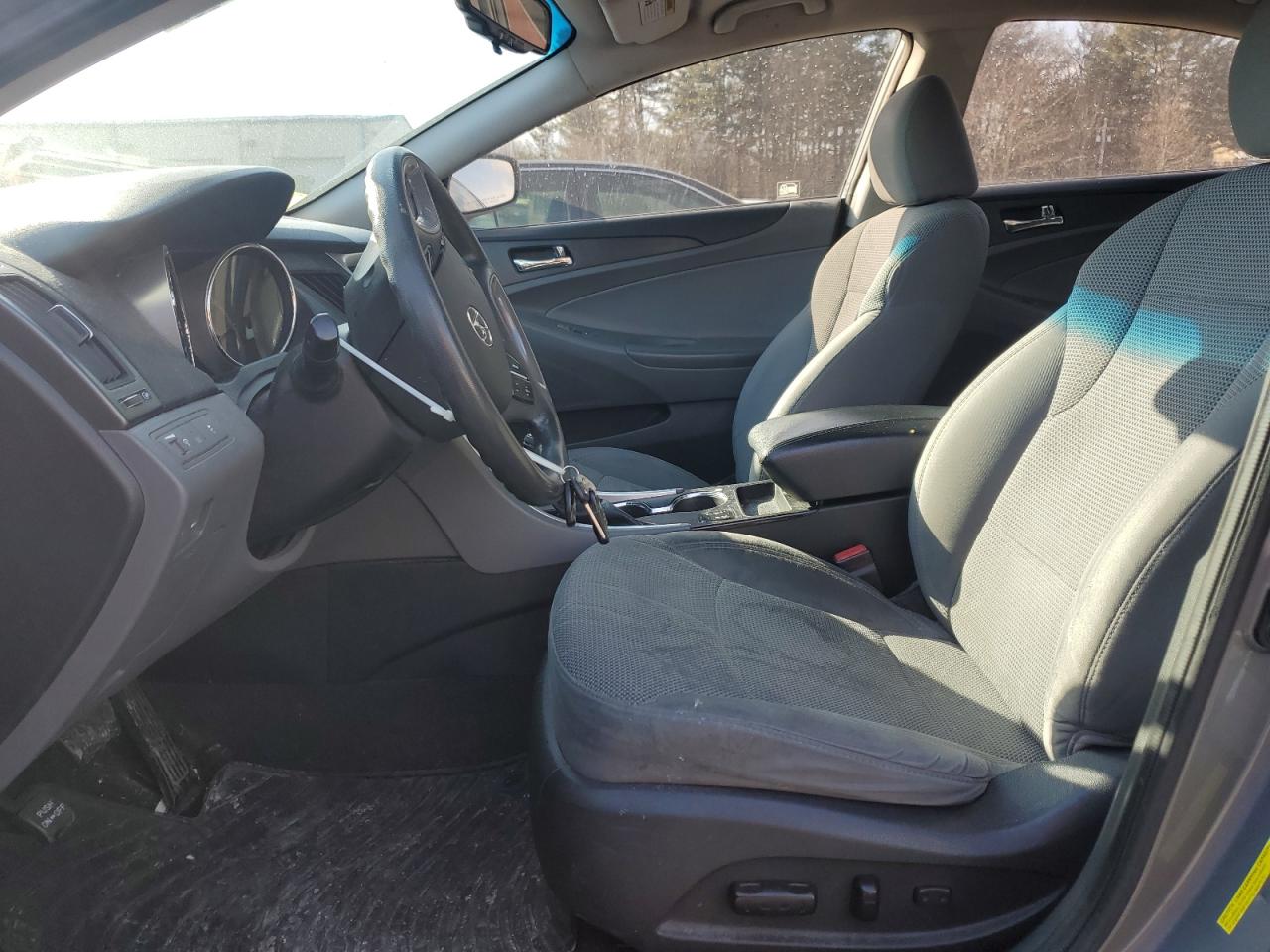 2013 Hyundai Sonata - Image 7