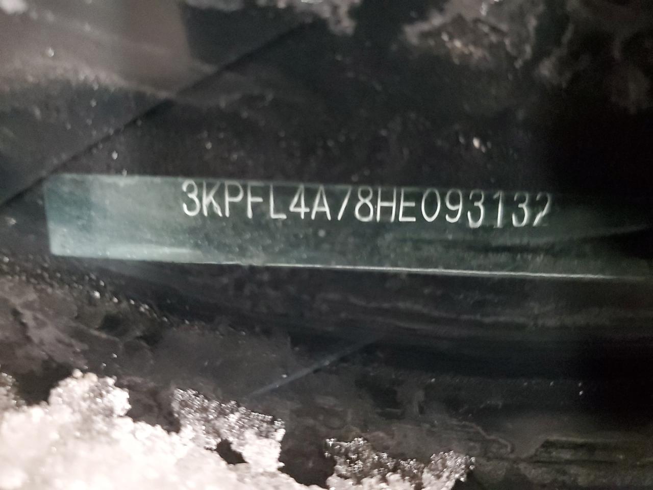 2017 Kia Forte - Image 12