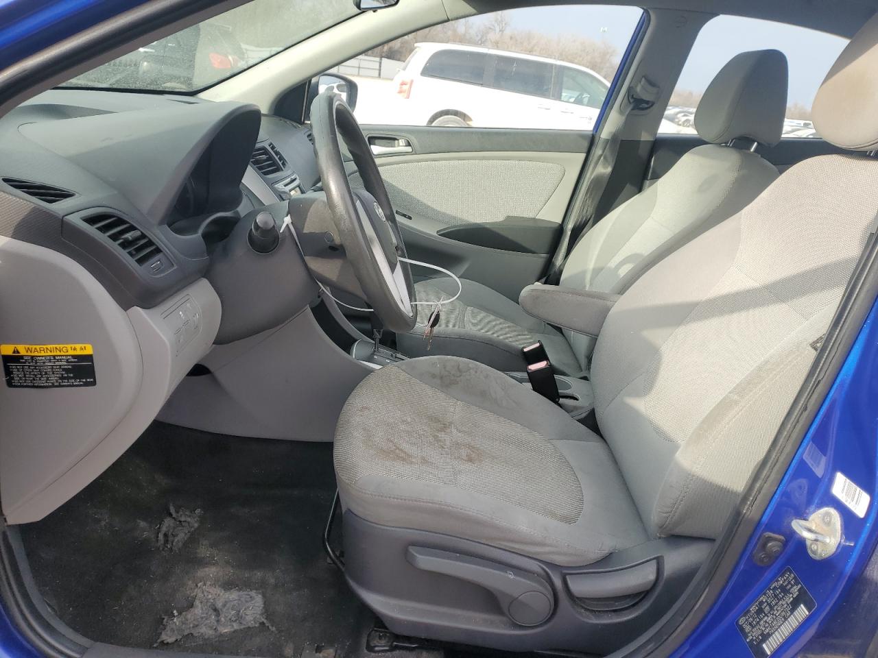 2013 Hyundai Accent - Image 7