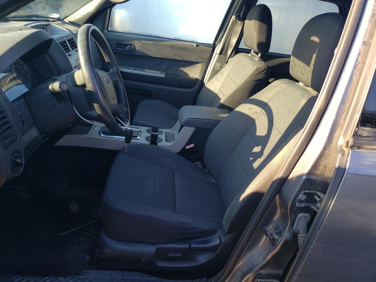 2011 Ford Escape - Image 7