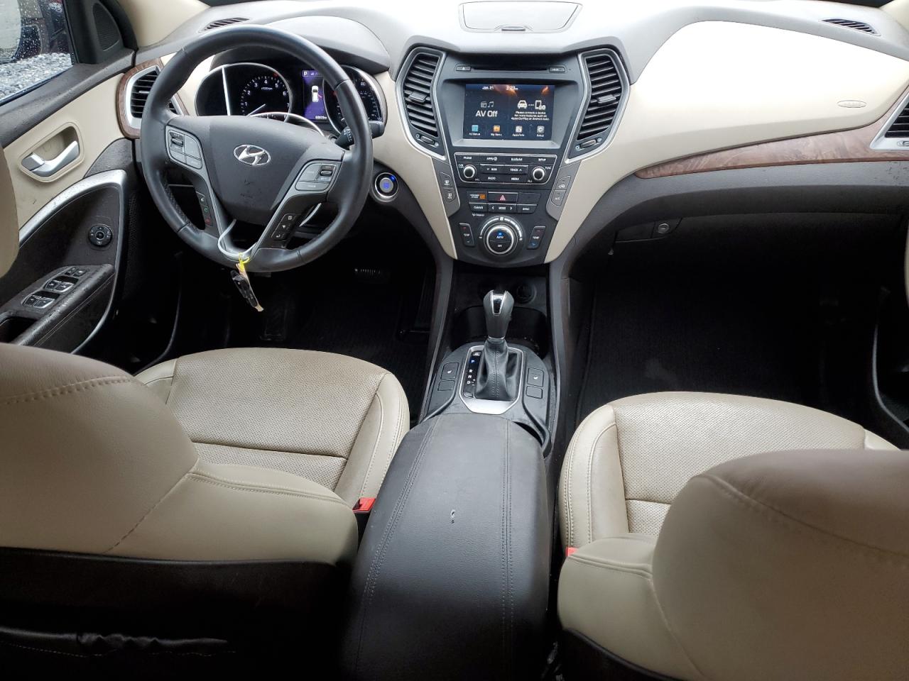2018 Hyundai Santa Fe - Image 8