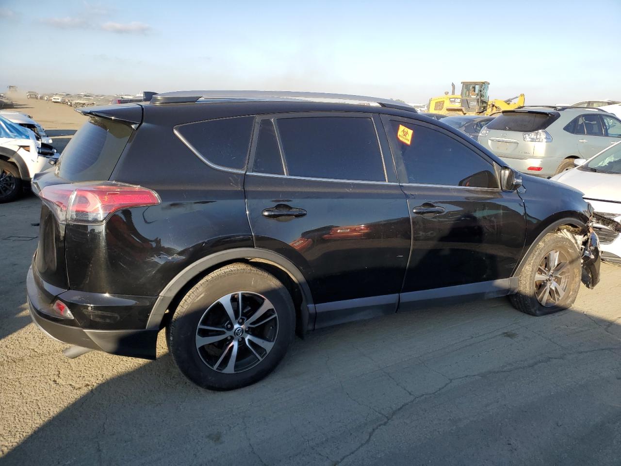 2018 Toyota RAV 4 - Image 3