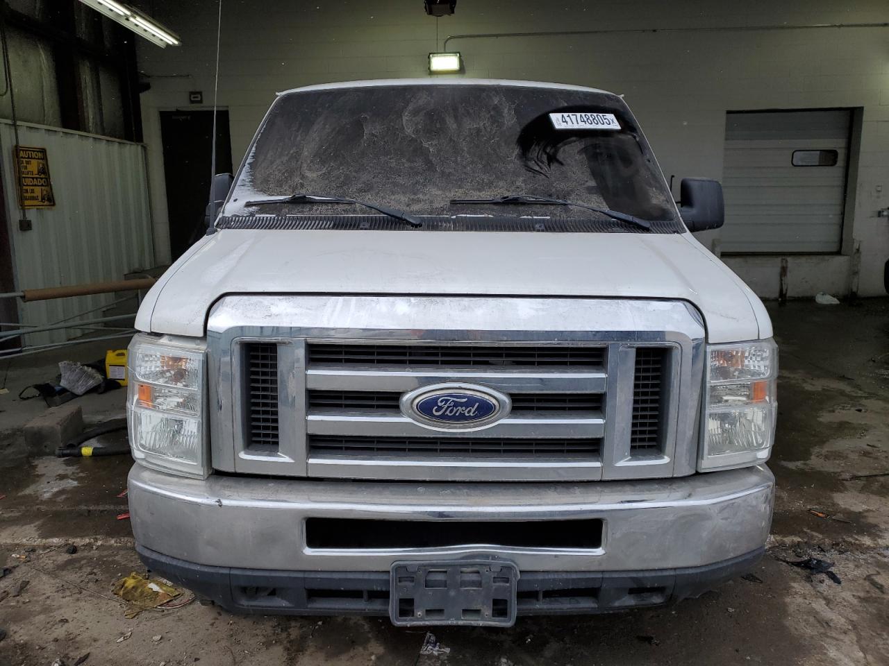 2014 Ford Econoline - Image 5