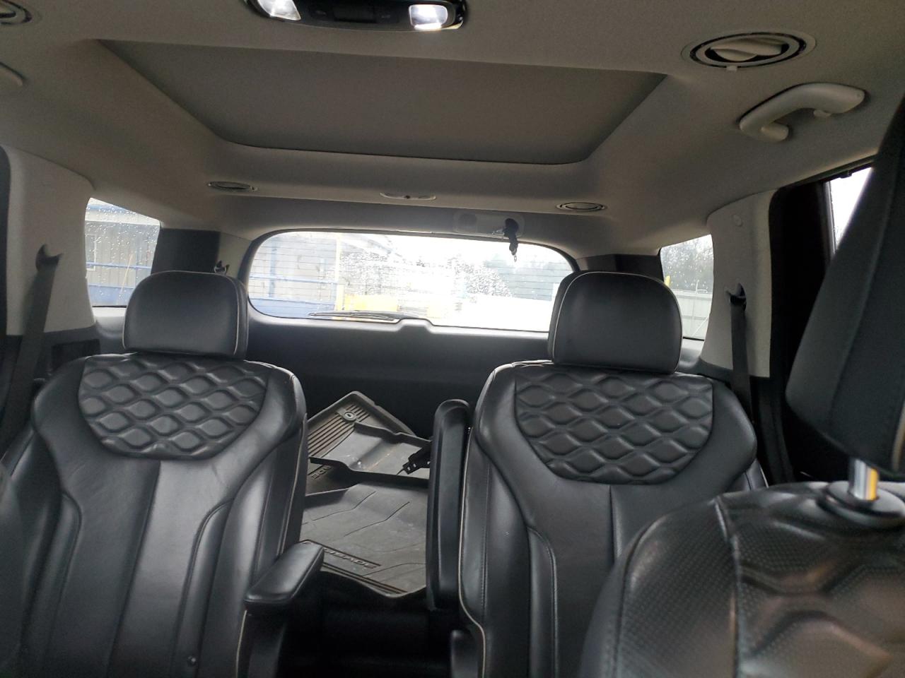 2022 Hyundai Palisade - Image 10