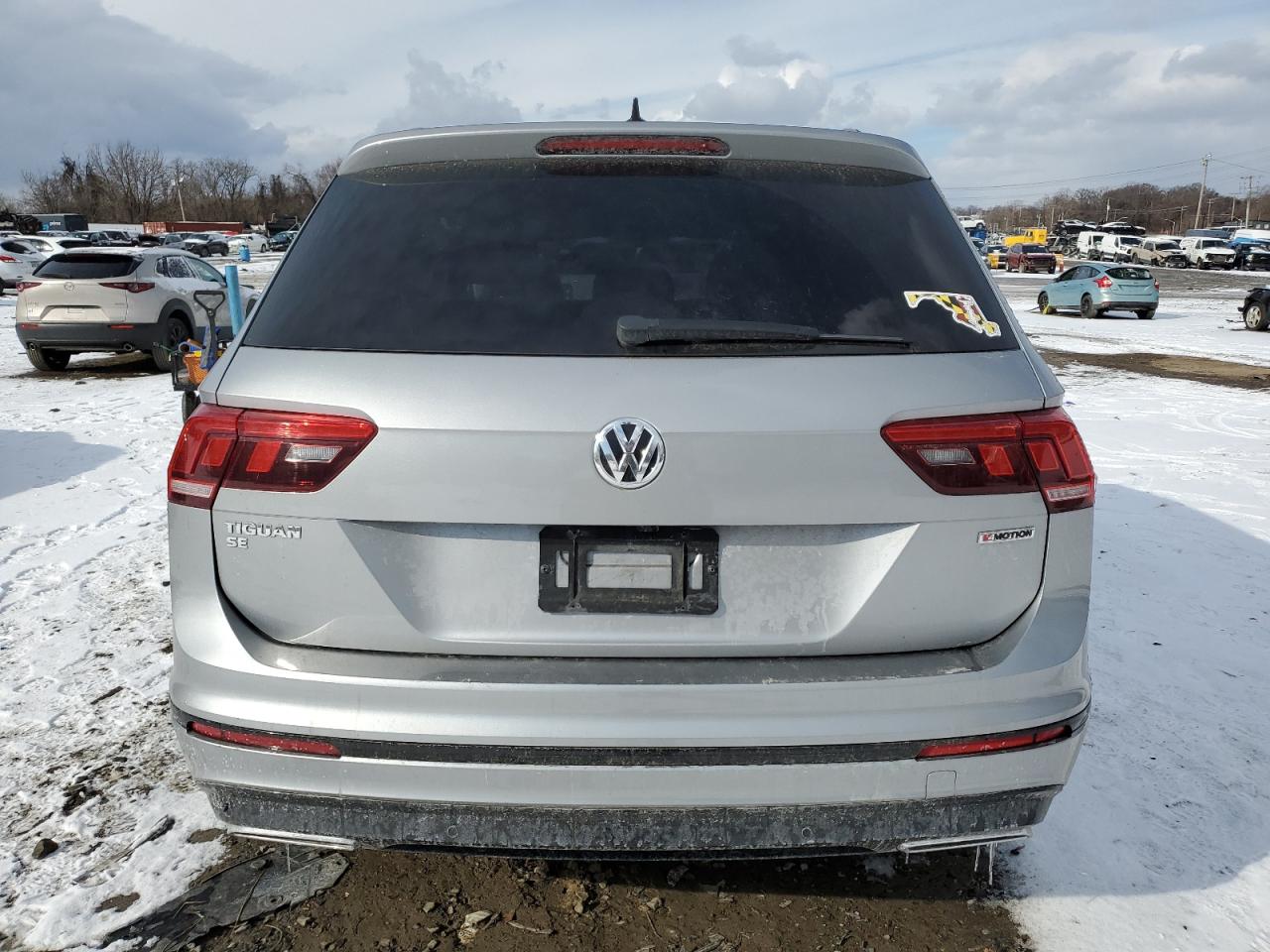 2021 Volkswagen Tiguan - Image 6