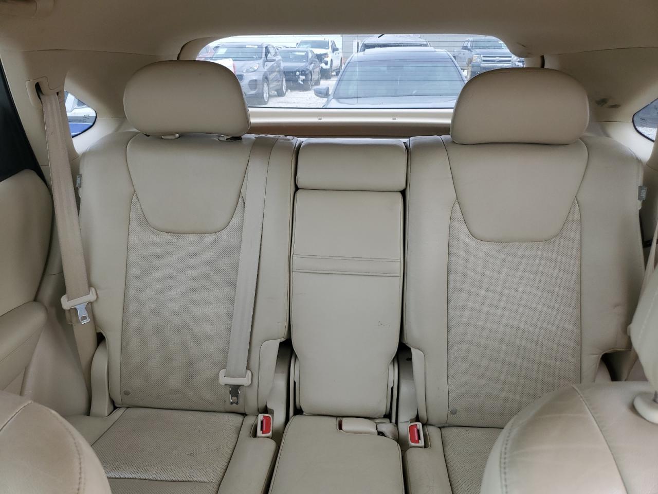 2011 Lexus RX - Image 10