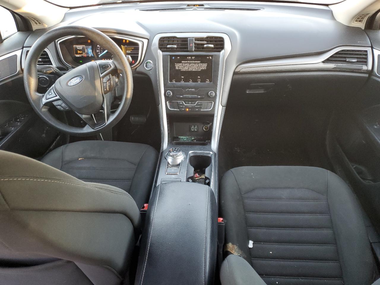 2019 Ford Fusion - Image 8