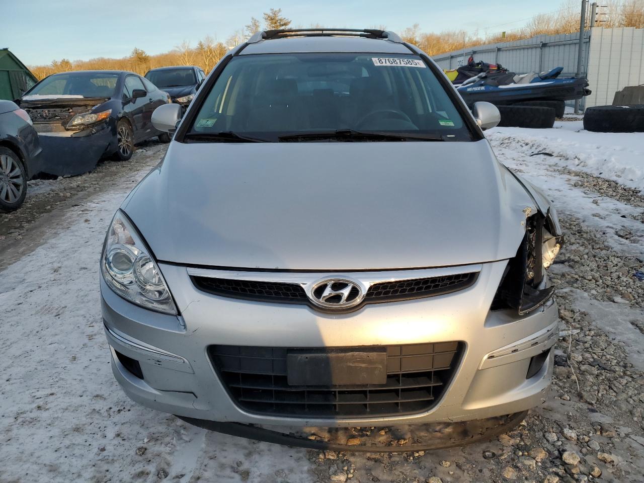 2011 Hyundai Elantra - Image 5