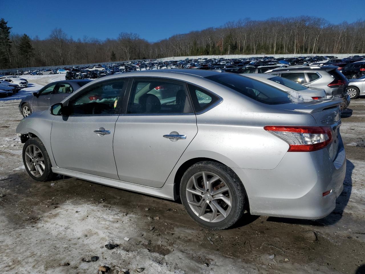 2015 Nissan Sentra - Image 2