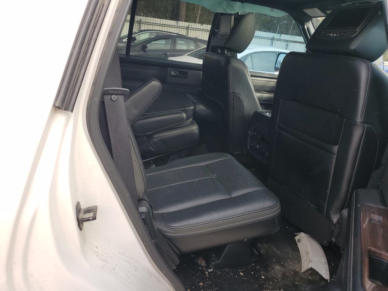 2015 Ford Expedition Platinum VIN: 1FMJU1LT1FEF27766 Lot: 88275765