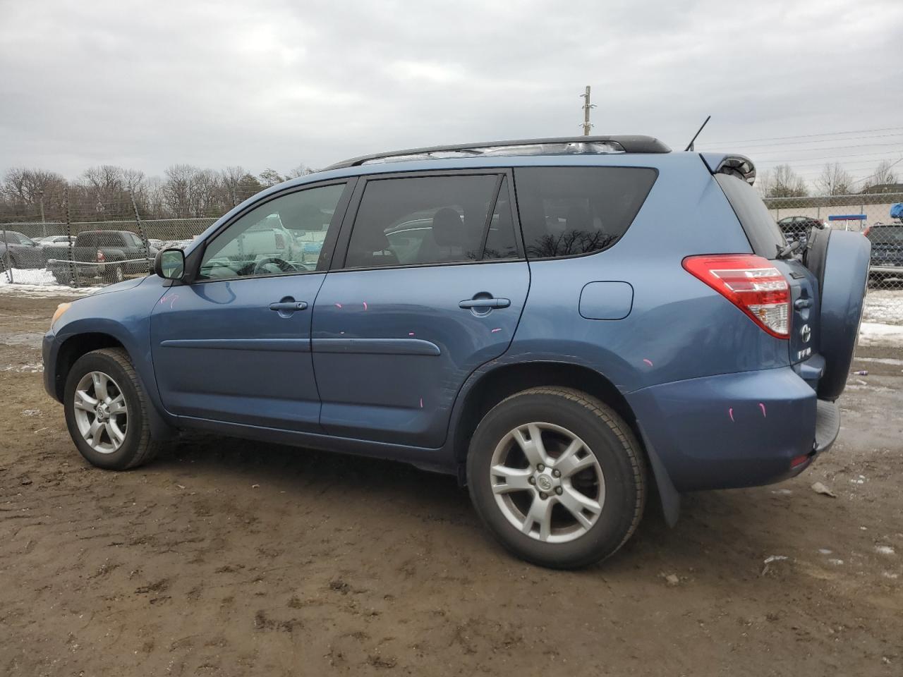 2012 Toyota RAV 4 - Image 2