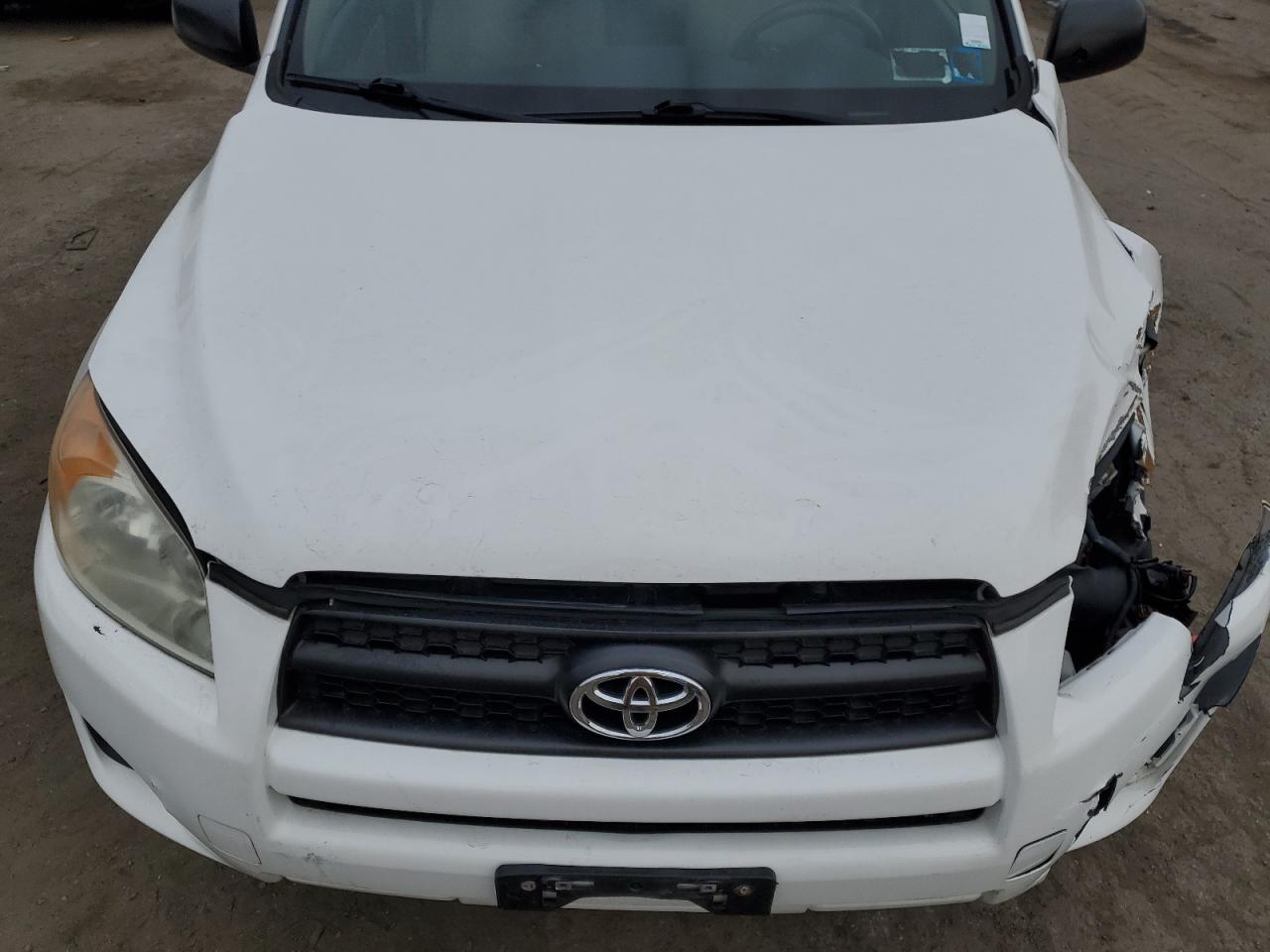 2012 Toyota RAV 4 - Image 12
