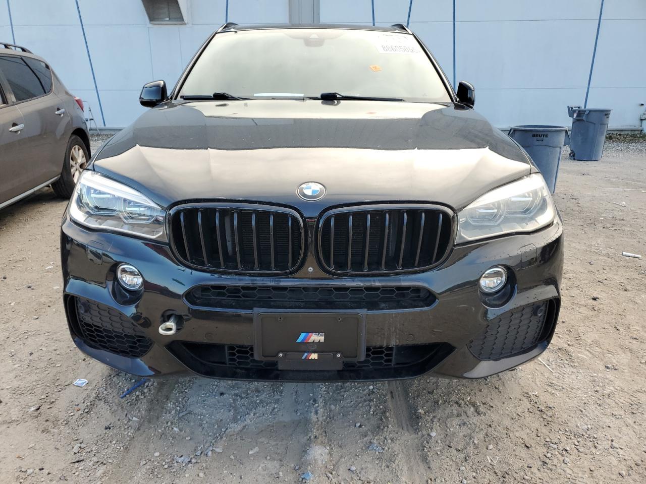 VIN 5UXKR6C52G0J82690 2016 BMW X5 no.5