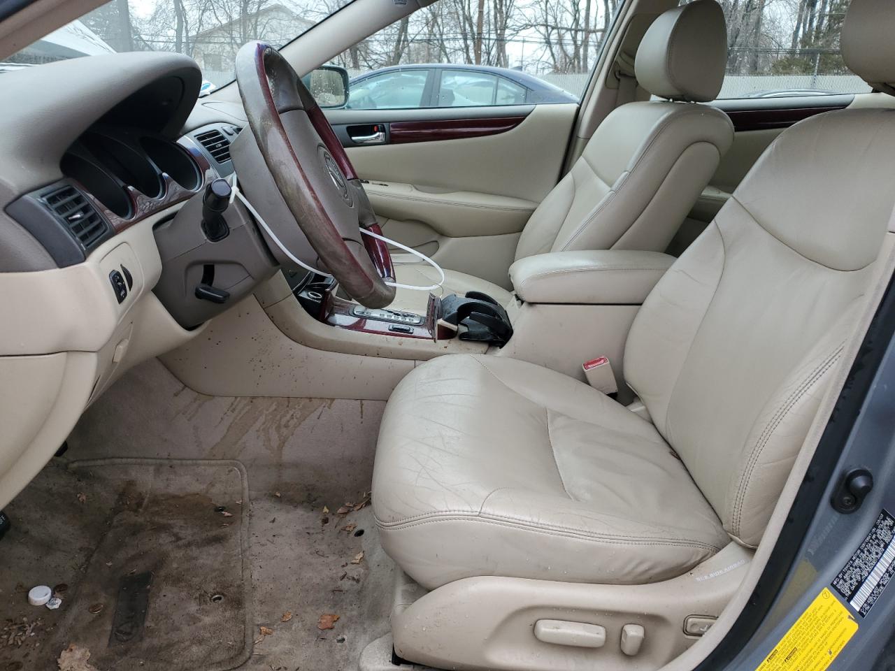 2003 Lexus ES - Image 7