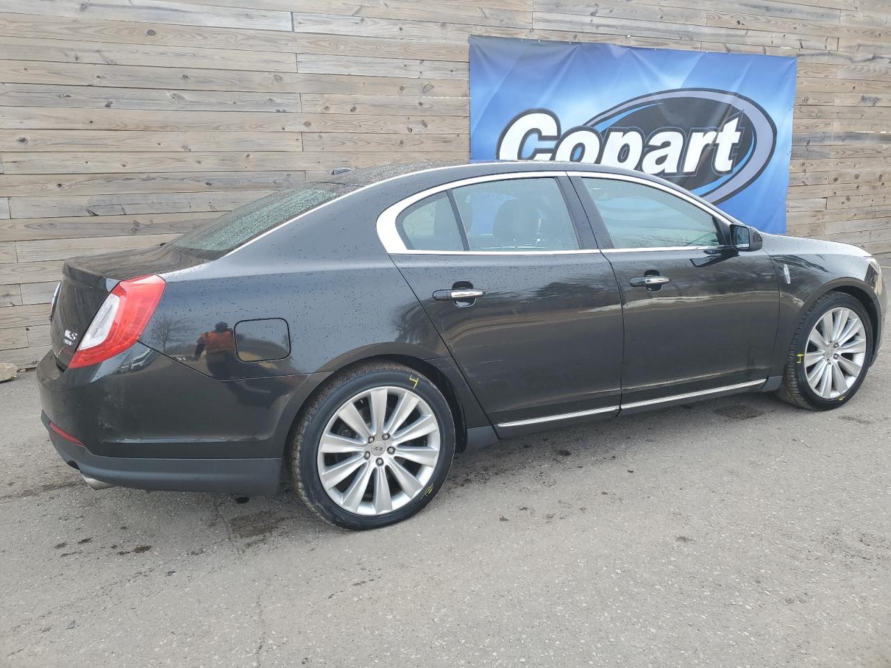 2014 Lincoln MKS - Image 3