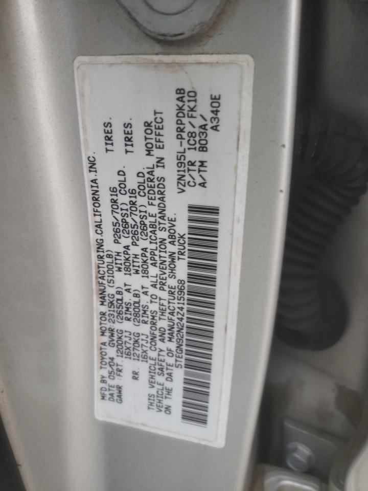 2004 Toyota Tacoma - Image 14