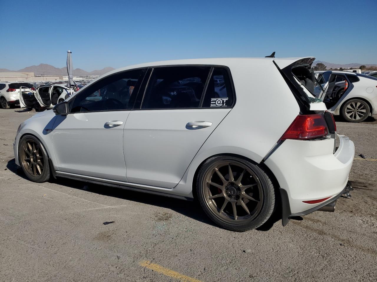 2016 Volkswagen GTI - Image 2
